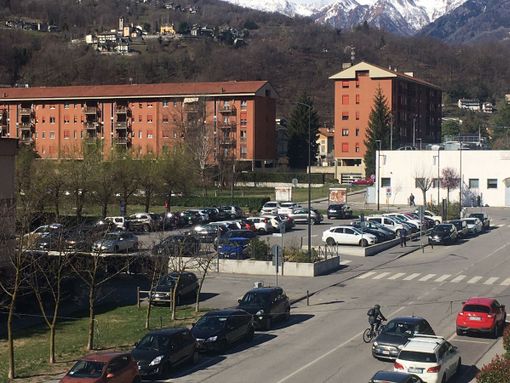 Niente sosta a disco orario al parcheggio di via Romita, da oggi 50 posti gratuiti senza limiti