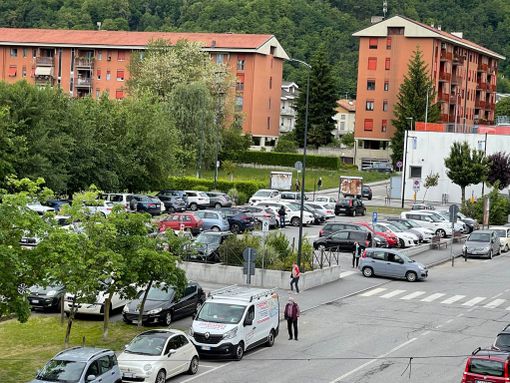 I posti auto all'ex eliporto tornano liberi. L'Asl non ne ha più bisogno per il personale I posti auto all'ex eliporto tornano liberi. L'Asl non ne ha più bisogno per il personale