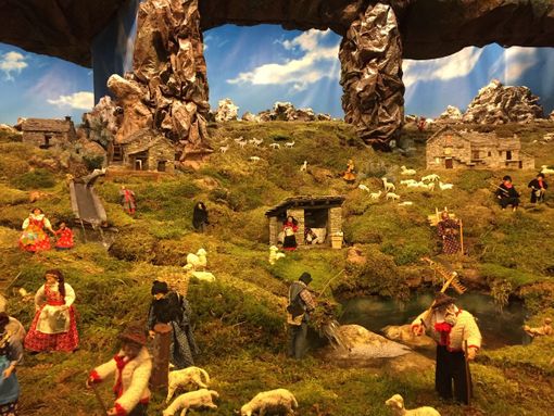 A Malesco un presepe con il "trucco" A Malesco un presepe con il "trucco"