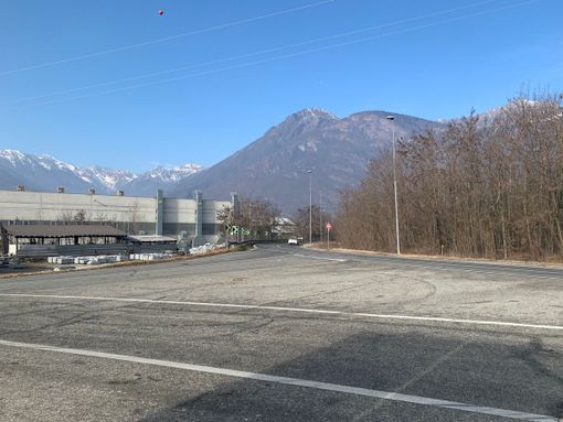 Masera, una nuova rotonda all’imbocco della superstrada Masera, una nuova rotonda all’imbocco della superstrada