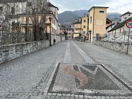 A Santa Maria Maggiore domani ritorna la Ztl A Santa Maria Maggiore domani ritorna la Ztl