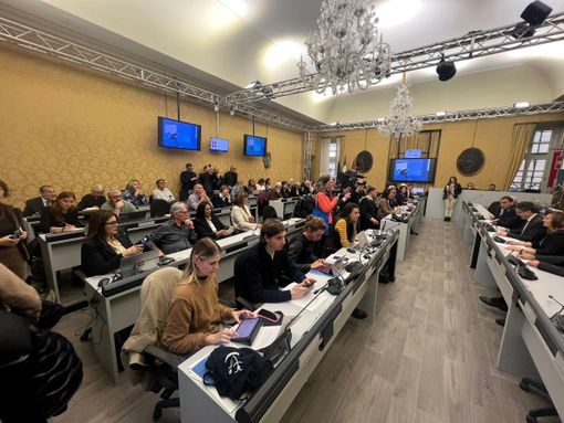 Giornata d'ascolto su suicidi e abbandoni in Consiglio regionale Giornata d'ascolto su suicidi e abbandoni in Consiglio regionale