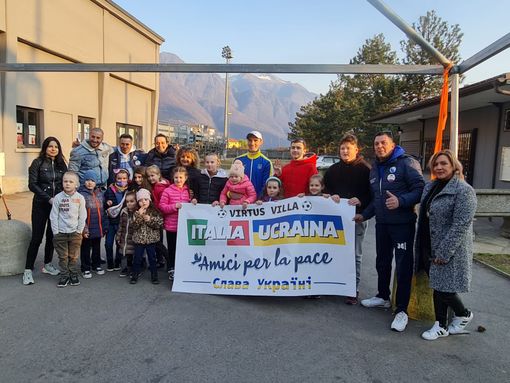 Bambini ucraini, scappati dalla guerra, in campo con la Virtus Villa VIDEO