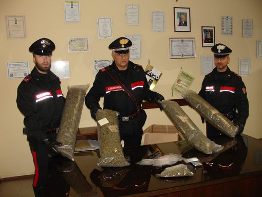 Quattro arresti dei Carabinieri per spaccio a Verbania. La droga dalla Spagna finiva anche in Lombardia e Liguria