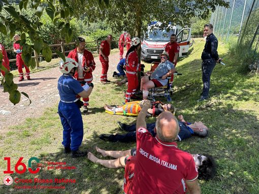 Croce Rossa, tre giorni di esercitazioni per i volontari domesi Croce Rossa, tre giorni di esercitazioni per i volontari domesi