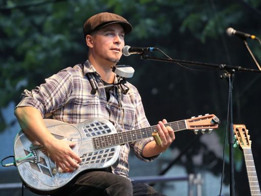 Dopo la pandemia la pioggia, un'edizione difficile per il Vallemaggia Magic Blues Dopo la pandemia la pioggia, un'edizione difficile per il Vallemaggia Magic Blues