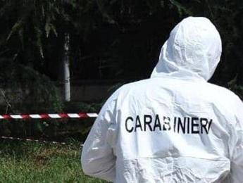 Foggia, migrante africano ucciso a coltellate durante rissa in area baraccopoli Foggia, migrante africano ucciso a coltellate durante rissa in area baraccopoli