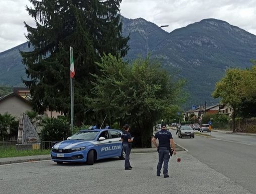 Scoperta maxi area di spaccio nei boschi di Cuzzago: sequestrati 100 grammi di hashish a un 48enne verbanese