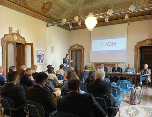 Seminario a Villa Pariani: imprese e Dogane a confronto su Incoterms, regolarizzazioni e Aeo