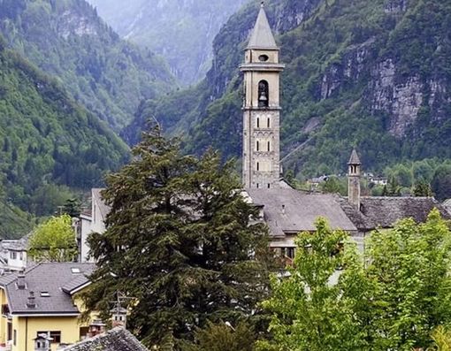 “Tutto me stesso”: teatro e camminata tra le frazioni di Varzo per ricordare don Giuseppe Rossi “Tutto me stesso”: teatro e camminata tra le frazioni di Varzo per ricordare don Giuseppe Rossi