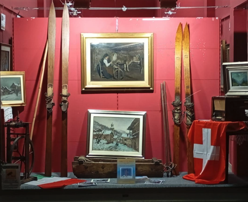 “Tra Italia e Svizzera”: prosegue la mostra di Carlo Bossone a Domodossola