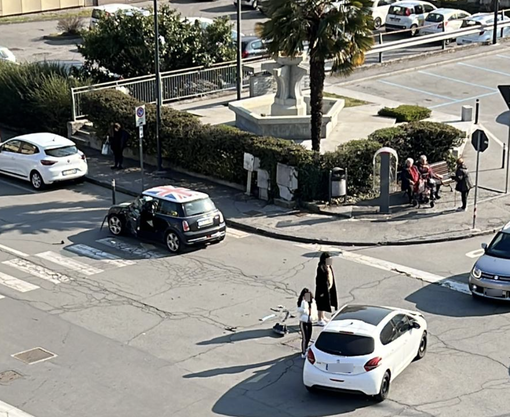 Domo scontro tra due auto in via Romita