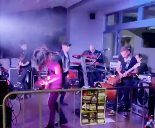Il 18 settembre concerto con i ‘Revolution’ all'Urban Italian Pub