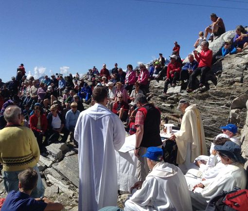 A Macugnaga la festa della Madonna delle Nevi A Macugnaga la festa della Madonna delle Nevi