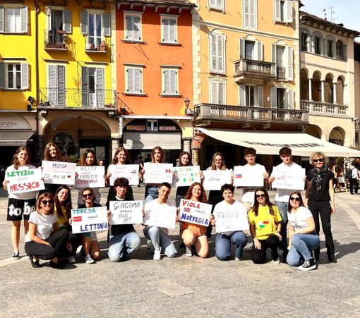 A Montecrestese la premiazione degli studenti vincitori del concorso di Intercultura A Montecrestese la premiazione degli studenti vincitori del concorso di Intercultura