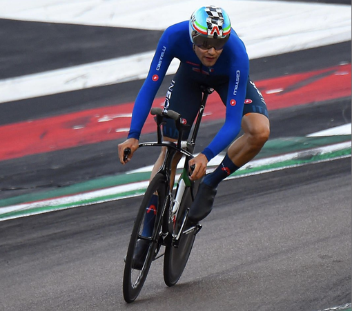 Straordinario Pippo Ganna, è di nuovo Campione del mondo