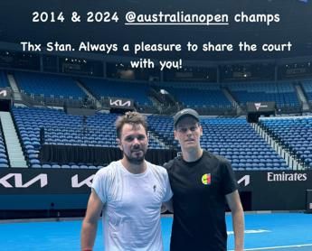 Sinner si allena con Wawrinka: &quot;Grazie Stan, un onore condividere il campo con te&quot;