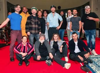 Jovanotti presenta la band del PalaJova tour: &quot;Vi faremo impazzire!&quot;