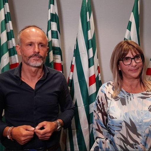 A sinistra il segretario generale della Cisl Piemonte, Luca Caretti