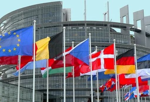 Europee 2024. Fratelli d'Italia orbita attorno al 28%, il Partito Democratico in ritardo di quattro punti. Rischio harakiri liberale per Azione e Stati Uniti d'Europa