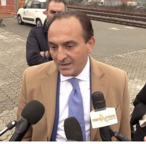 Caro benzina, Cirio: &quot;Azione immediata sulle accise o moriranno aziende e falliranno persone&quot; VIDEO