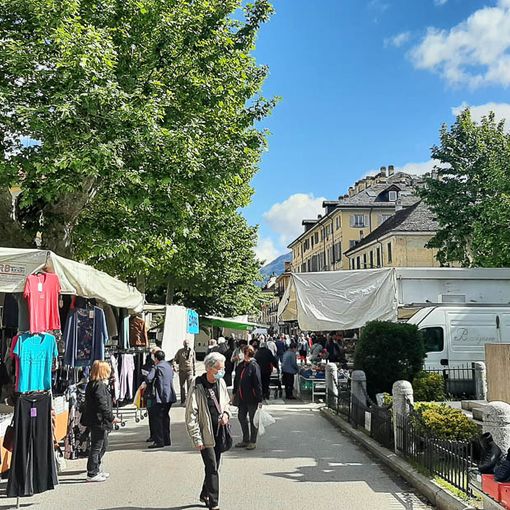 Sabato torna il mercato in via Rosmini, largo Madonna della Neve e piazza Tibaldi