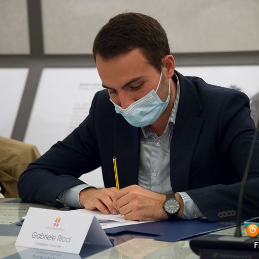 Pannello caduto in un'aula container allo Spezia, Ricci: “La risposta dell'assessore Falciola non mi ha confortato”