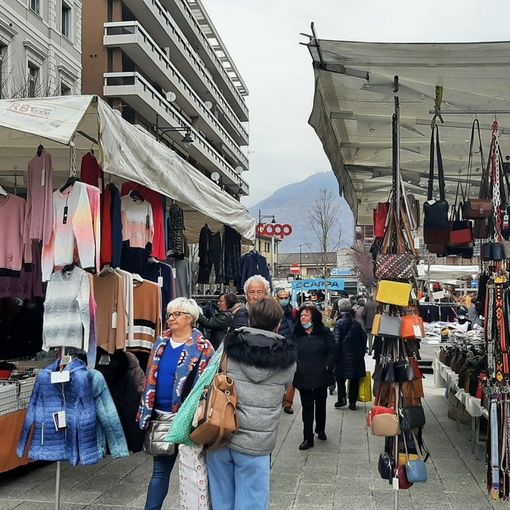 Mercato di Domo: spostati in piazza Matteotti i banchi di Madonna della Neve