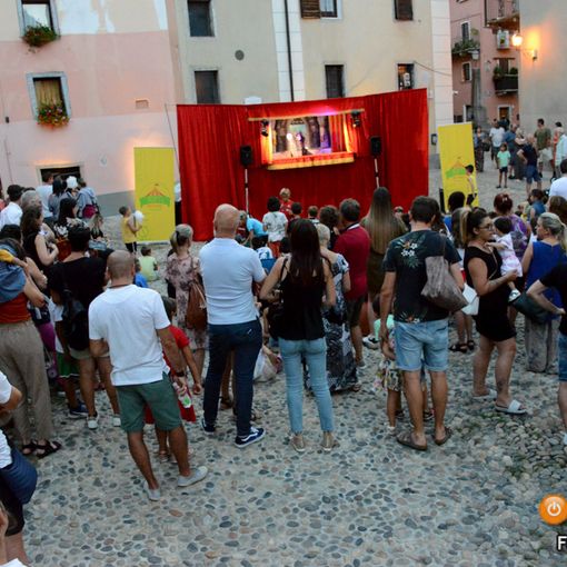 Tanta gente alla prima serata dei Giovedì d'Estate FOTO