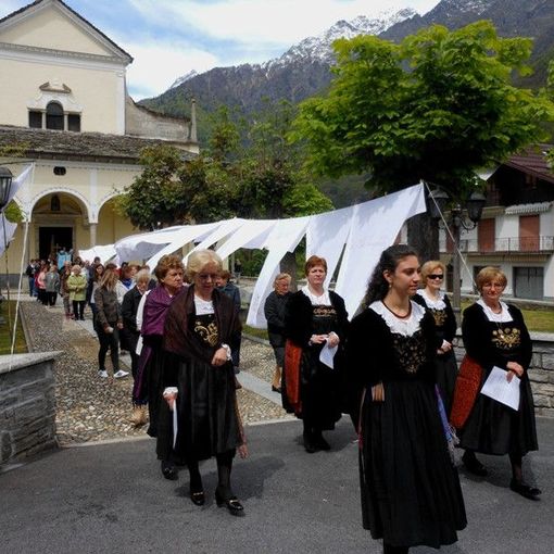 Bannio, festa solenne dei Santitt per i 400 anni della Milizia
