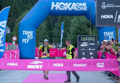 Franco Collé  si aggiudica la Ultra 105k del HOKA Monterosa EST Himalayan Trail