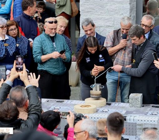 Biancolatte, Alessia Crippa madrina della marchiatura del Bettelmatt