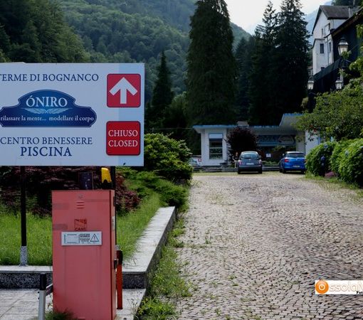 Piscine e centro benesse delle Terme di Bognanco chiuse in piena estate