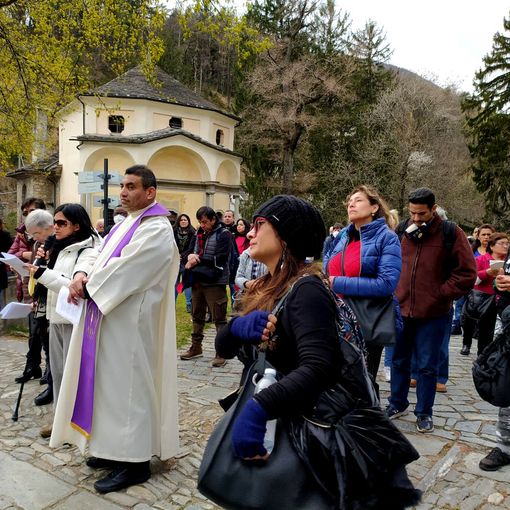 Da Torino al Calvario per la via Crucis della comunità latinoamericana