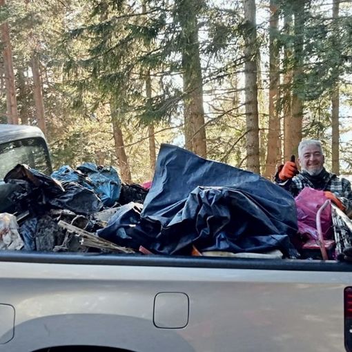Ripulita la discarica abusiva a Craveggia