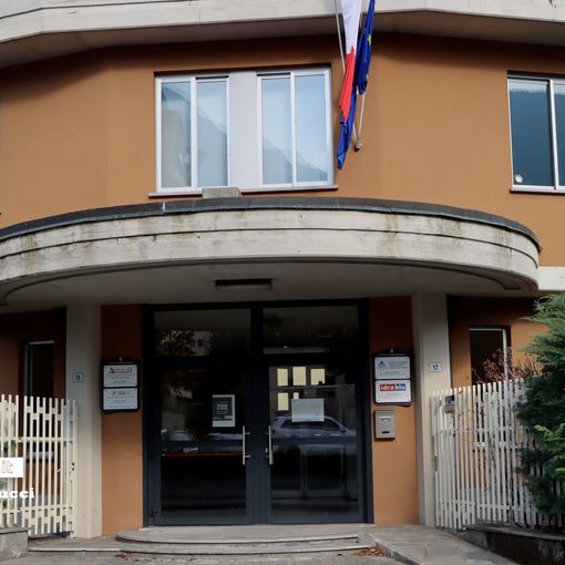 L'ex tribunale di via Marzabotto: oggi ospita anche gli uffici della Dogana