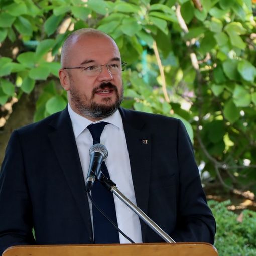 Borghi esprime la sua vicinanza a Lana: &quot;La politica conta, ma la vita conta di più&quot;