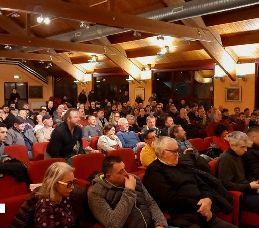 Borghi: ''I frontalieri non si sono bevuti le panzane di Candiani''