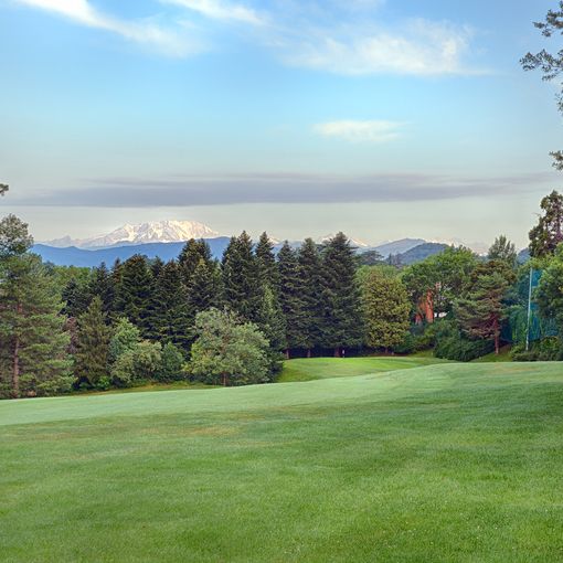 Terra dei laghi? No, terra del golf. Alla scoperta di Varese tra buche e club house