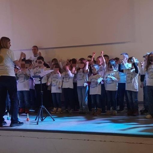 Successo per il concorso canoro dei bambini: 227 giovani talenti in scena