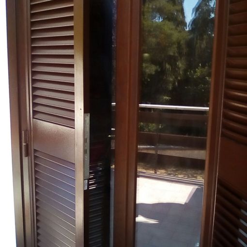Infissi di legno massello