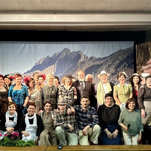 Teatro gremito e lunghi applausi per lo spettacolo &quot;Il sogno di Ettore&quot;