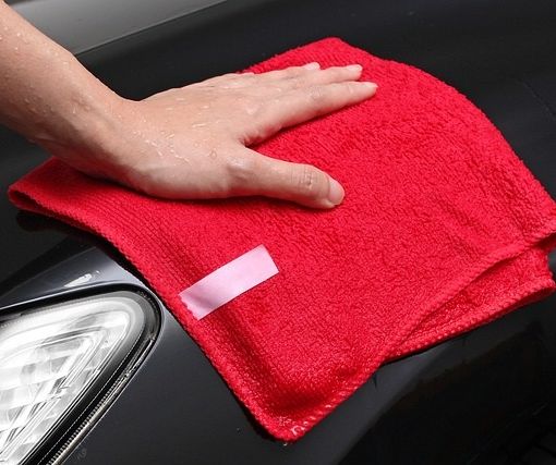 Meno costi amministrativi e del personale con il lavaggio waterless a domicilio delle flotte aziendali