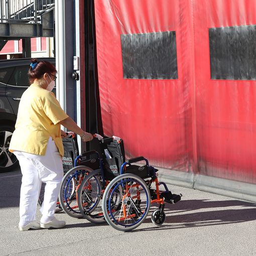 Aperte le iscrizioni al corso per operatore socio sanitario