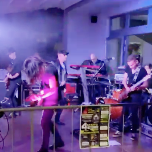 Il 18 settembre concerto con i ‘Revolution’ all'Urban Italian Pub