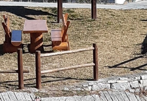 Villadossola, Pd: “Preoccupati per le condizioni delle barriere al parco giochi di via Zonca”