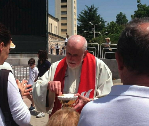 A 83 anni Padre Vincenzo Coscia torna a Medjugorje