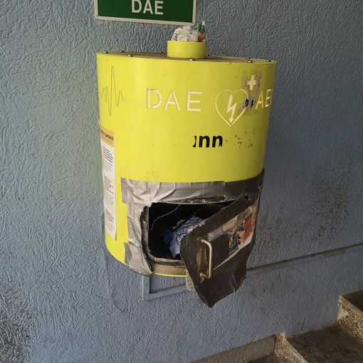 Premosello, rubato il defibrillatore della piazza del paese