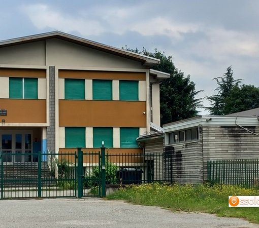 Foto: la scuola elementare Loris Manzoni