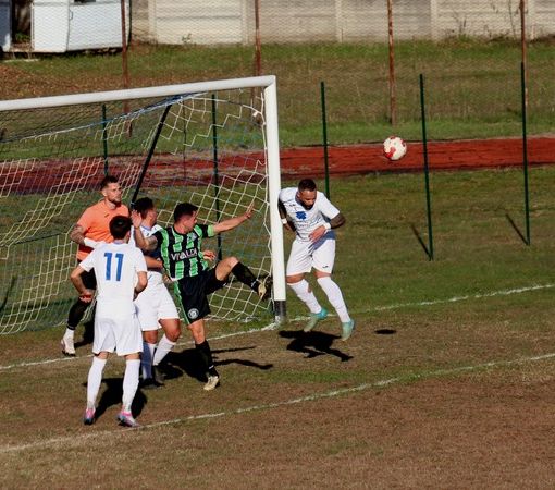 Altro rinvio per Quaronese-Virtus Villa